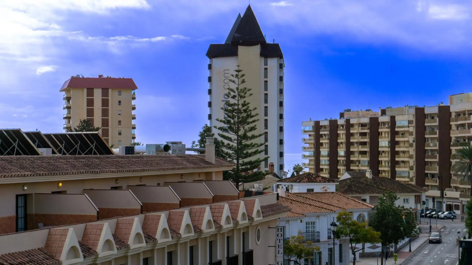 Estudio Con Piscina Fuengirola 0*,  Spain
